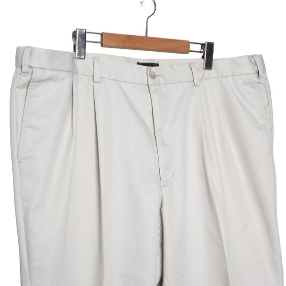 Dockers Khakis Pants Trouser Slacks Pleated Front Beige Casual Classic Fit - Picture 3 of 11